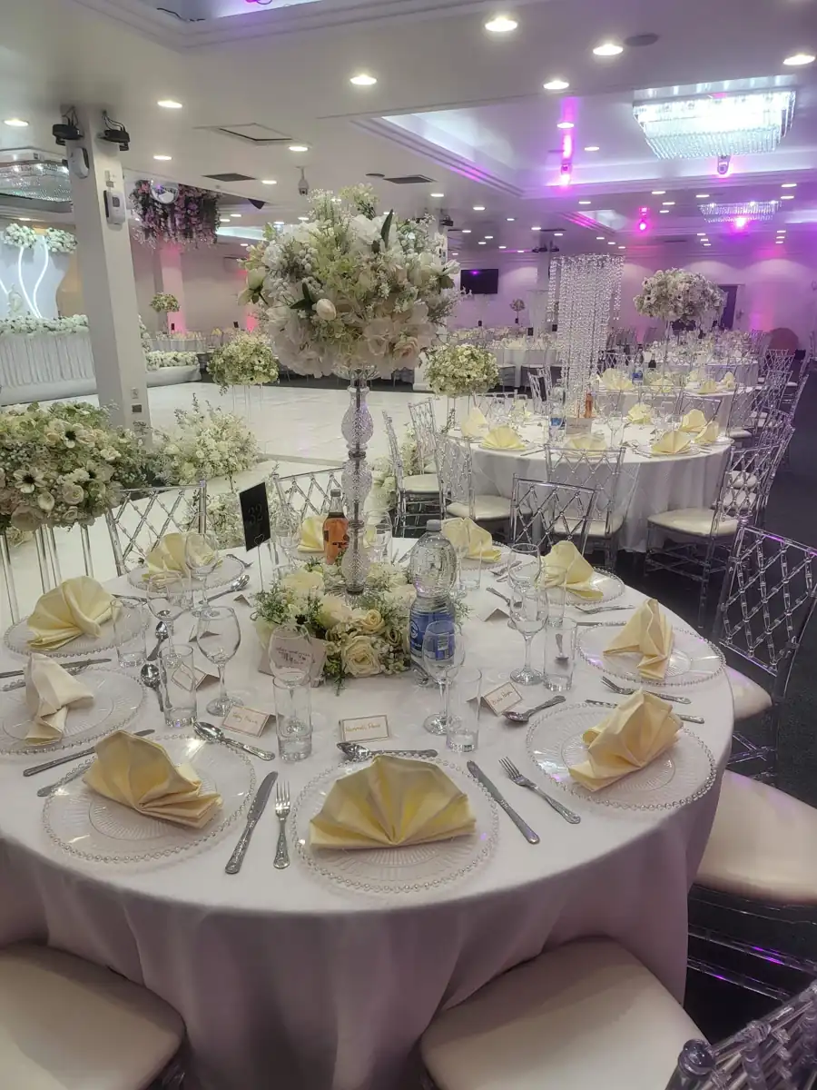 Gold chairs and elegant table settings at Cavendish